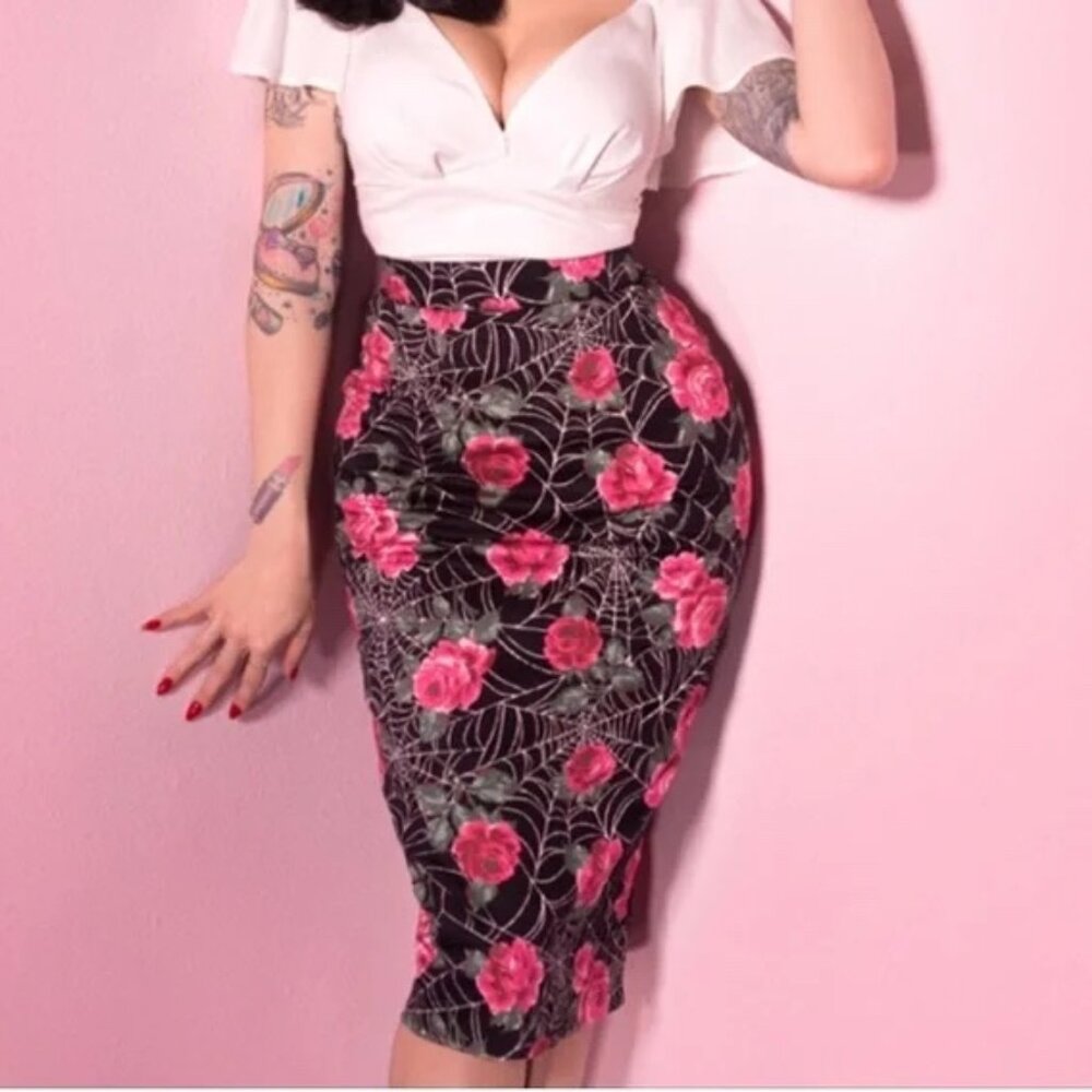 Vixen by Micheline Pitt Black Spider Rose Pencil Skirt